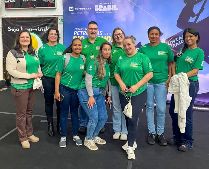 Imagem de participantes do Programa Autonomia e Renda em evento promovido pela Petrobras.