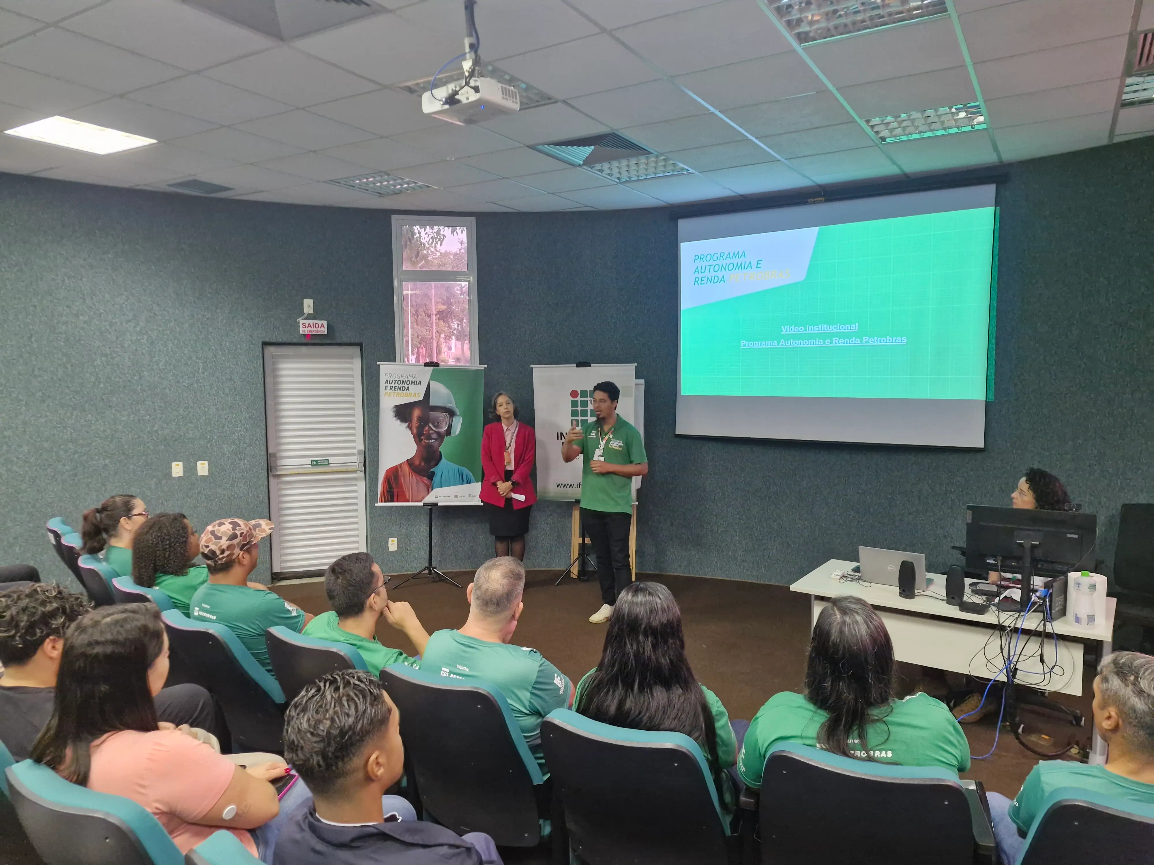 Imagem da turma de Pintor Industrial em Palestra no IFSP Campus São José dos Campos.